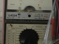 ±8 analoge c4324-multimeter - afbeelding 2 van  3
