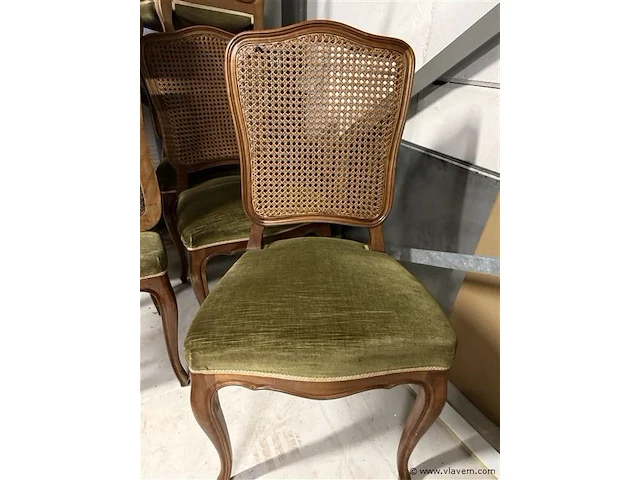 8 antieke oude stoelen - onbeschadigd - afbeelding 2 van  4