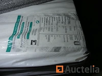 8 balen van isocell houtcellulose - afbeelding 2 van  4