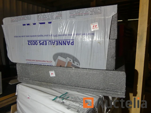 8 balen van isocell houtcellulose - afbeelding 3 van  4