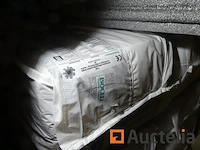 8 balen van isocell houtcellulose - afbeelding 4 van  4
