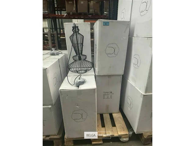 ±8 design lampen - afbeelding 1 van  5