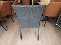8 div teak tafels + 16 rotan stoelen - afbeelding 8 van  8