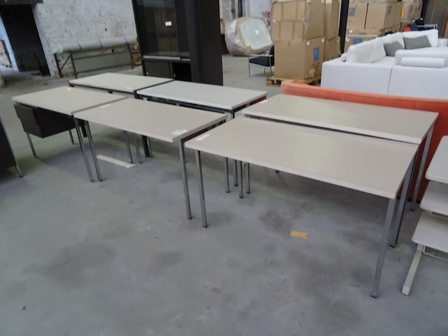 8 diverse bureau meubelen - afbeelding 2 van  7