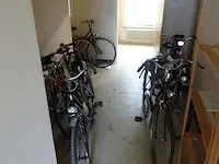 8 diverse fietsen - afbeelding 1 van  5