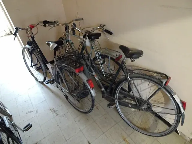 8 diverse fietsen - afbeelding 3 van  5