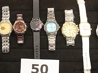8 diverse horloges wo cardin, rarone, casio enz - afbeelding 1 van  4
