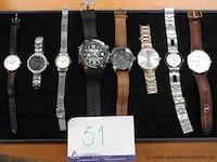 8 diverse horloges w.o. dw, venizi, titan, nine west, q&q, emperio - afbeelding 1 van  4