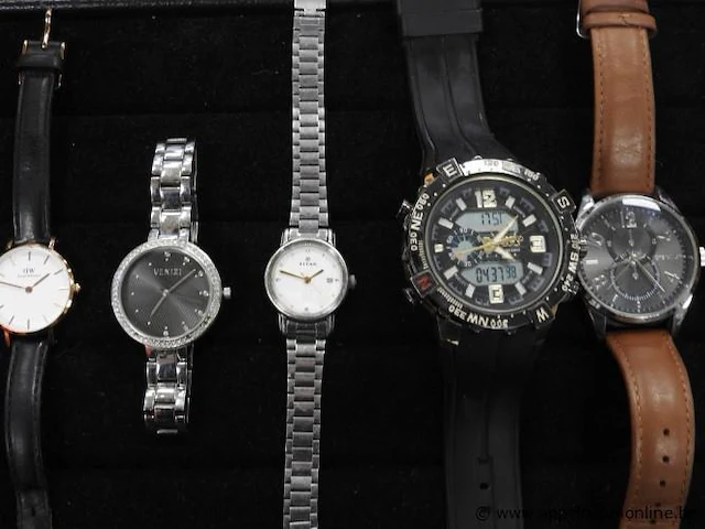 8 diverse horloges w.o. dw, venizi, titan, nine west, q&q, emperio - afbeelding 3 van  4