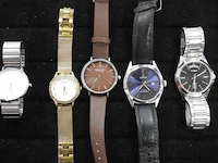 8 diverse horloges w.o. festina, casio, guess, esprit enz - afbeelding 2 van  4