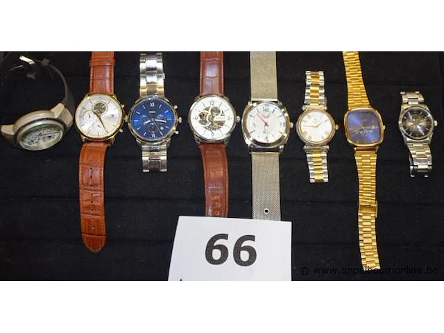 8 diverse horloges wo hilfinger, fossil, martyn line, casio enz - afbeelding 1 van  4