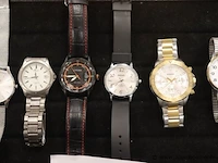 8 diverse horloges wo skagen, citizen, pulsar, fossile enz - afbeelding 3 van  4