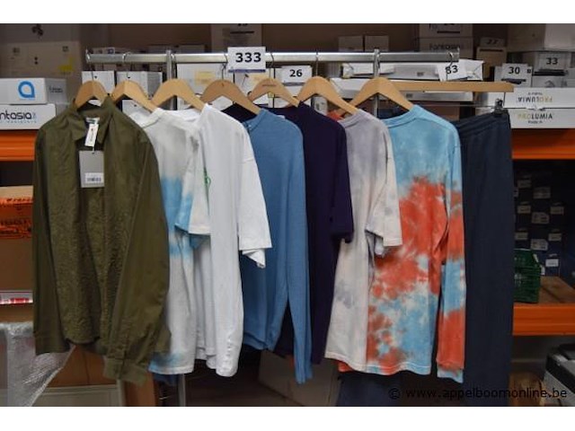 8 diverse kledingstukken maat l - afbeelding 1 van  4