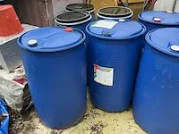 8 diverse pvc watervaten (leeg) - afbeelding 2 van  5