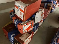 8 dozen bouten - afbeelding 2 van  4