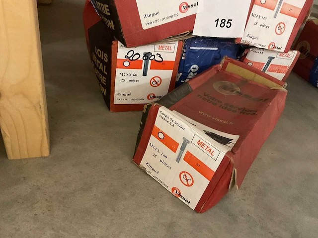 8 dozen bouten - afbeelding 5 van  5