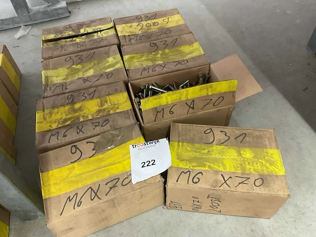 8 dozen bouten - afbeelding 3 van  3