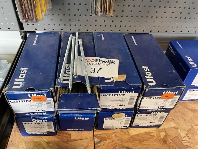 8 dozen frameschroeven - afbeelding 1 van  6