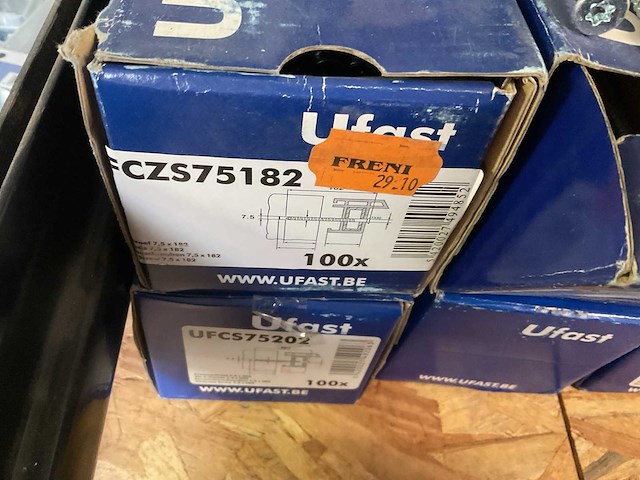 8 dozen frameschroeven - afbeelding 2 van  6