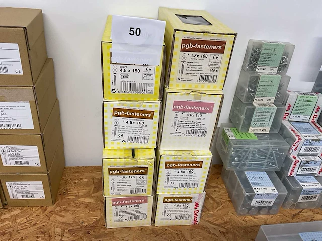 8 dozen gipsplaat schroeven - afbeelding 1 van  4
