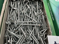 8 dozen houtdraadbouten; afdekdopjes - afbeelding 6 van  6