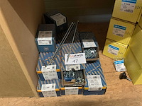 8 dozen lange hout schroeven - afbeelding 1 van  7