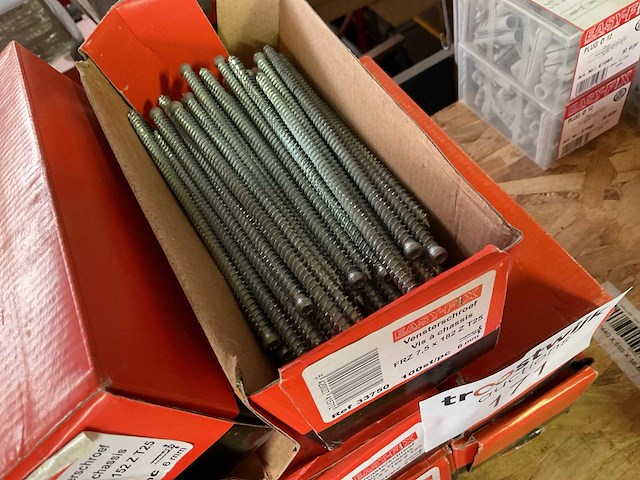 8 dozen lange houtschroeven - afbeelding 2 van  4