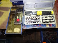 8 dozen materiaal - afbeelding 2 van  2