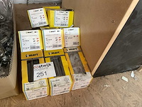 8 dozen slagpluggen - afbeelding 1 van  5