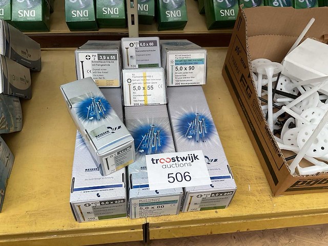 8 dozen spaanplaatschroeven - afbeelding 1 van  8