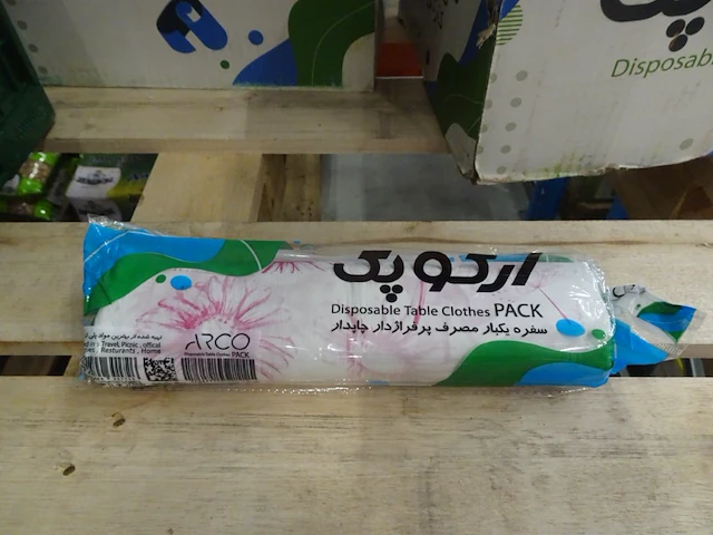 8 dozen wegwerp tafellaken - afbeelding 2 van  3