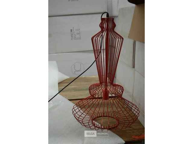 ±8 dozen x 1st designlamp rood h=±70 cm - afbeelding 1 van  3