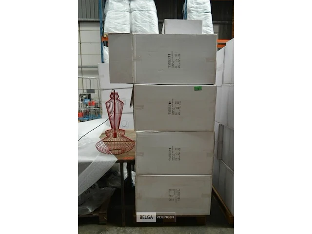 ±8 dozen x 1st designlamp rood h=±70 cm - afbeelding 2 van  3