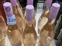 8 flessen rose wijn fabr pierre henri (2021) - afbeelding 1 van  3