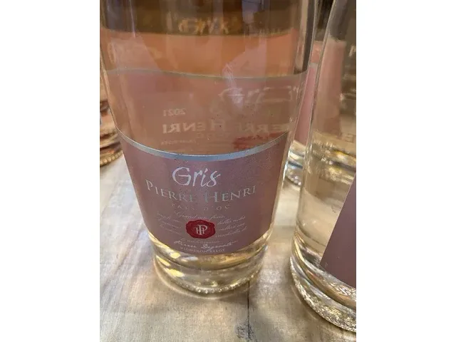 8 flessen rose wijn fabr pierre henri (2021) - afbeelding 2 van  3
