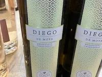 8 flessen witte wijn fabr diego de moya - afbeelding 2 van  3