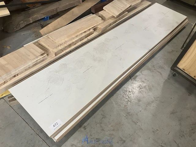 8 gemelamineerde mdf platen - afbeelding 1 van  5