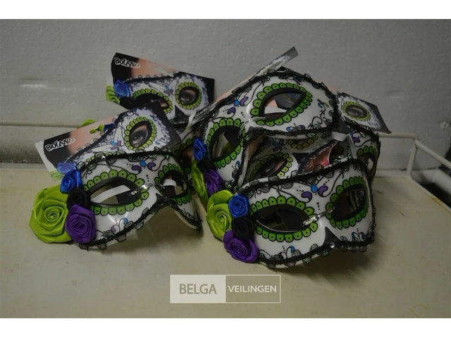 8 halloweenmaskers - afbeelding 1 van  4