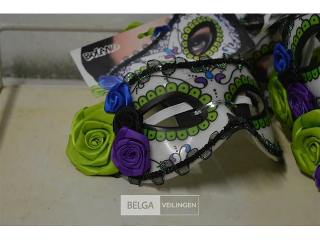 8 halloweenmaskers - afbeelding 3 van  4