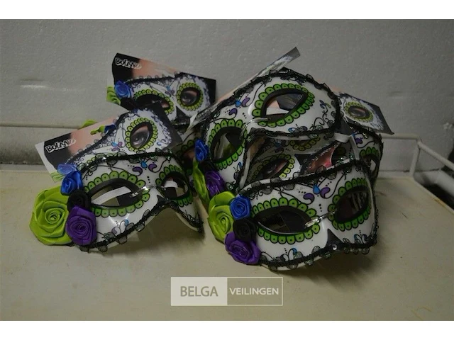 8 halloweenmaskers - afbeelding 1 van  4
