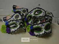 8 halloweenmaskers - afbeelding 1 van  4