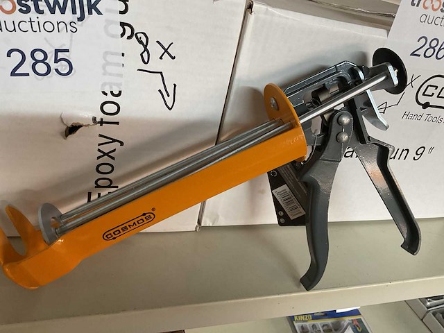 8 hand pompen - afbeelding 1 van  3