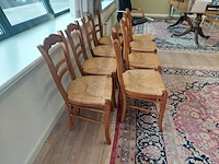 8 houten stoelen met rieten zit - afbeelding 2 van  4