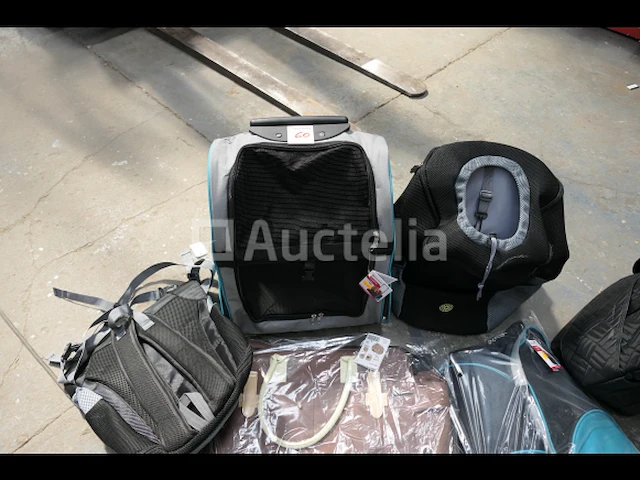 8 katten- of puppydraagtassen - afbeelding 5 van  6