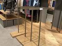 8 kledingrekken - afbeelding 1 van  5