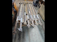 8 klemmen tussen 1200 mm en 1500 mm - afbeelding 1 van  1