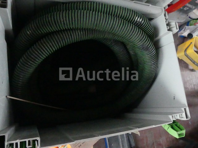 8 lege gereedschapskisten - afbeelding 3 van  5