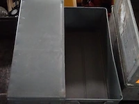 8 metalen bakken - afbeelding 2 van  2
