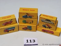 8 miniatuur voertuigen dinky toys - afbeelding 1 van  1