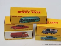 8 miniatuur voertuigen dinky toys - afbeelding 2 van  3